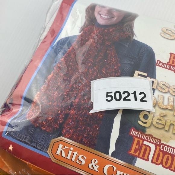 Bernat Cool Scarf Kit for Red Knit Scarf NEW - Picture 9 of 9
